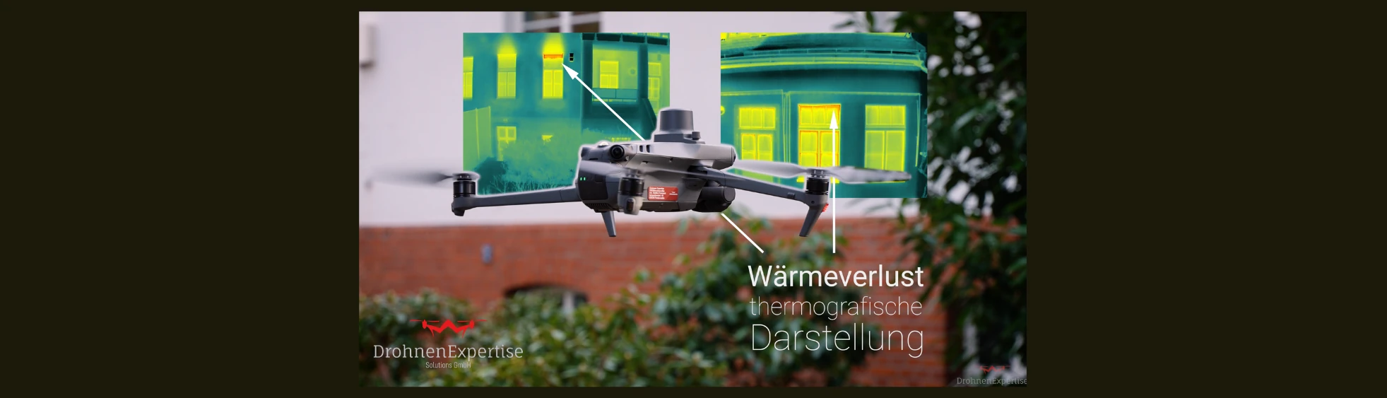 Eine Drohne fliegt vor der Wärmedarstellung eines Gebäudes.